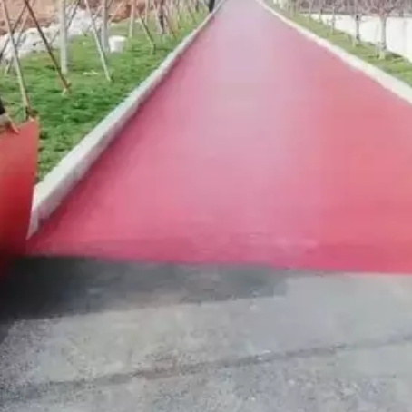 白城​ 彩色路面喷涂翻新是一种低成本